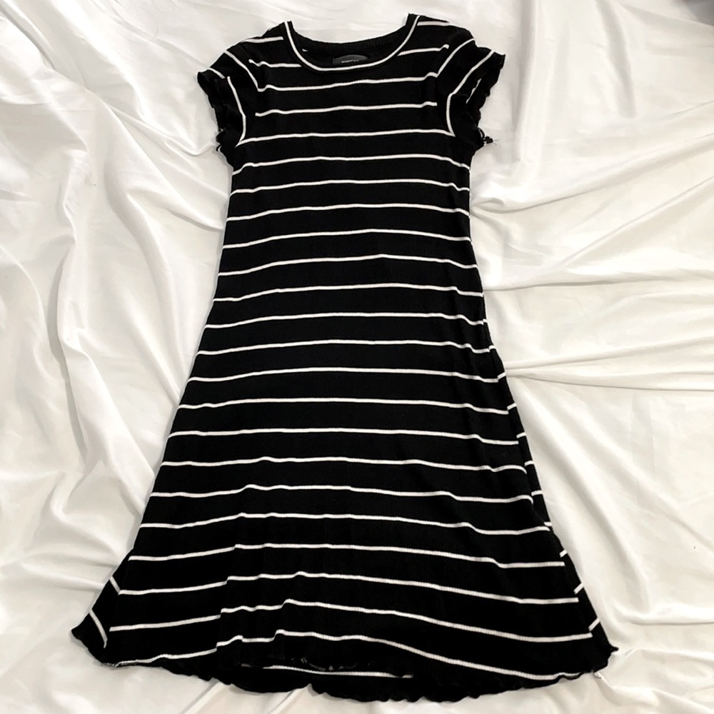 black and white striped billabong mini dress